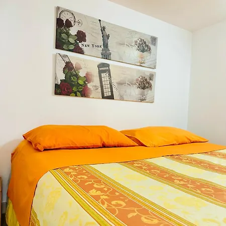 Semesterbostad Casa Oronza